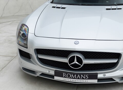 Mercedes-Benz SLS AMG 21