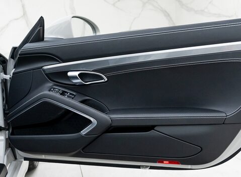 Porsche 718 Boxster Style Edition 22