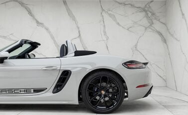 Porsche 718 Boxster Style Edition 30