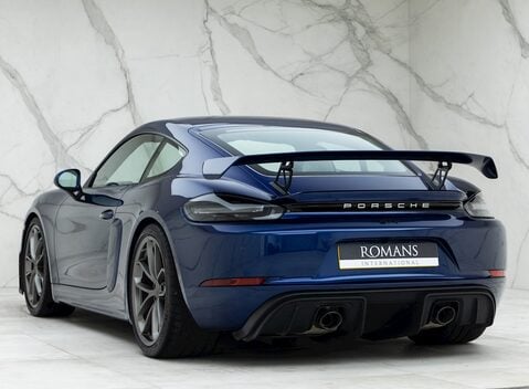 Porsche 718 Cayman GT4 3