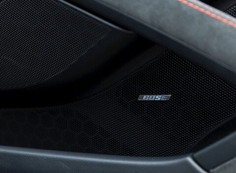 Porsche 718 Cayman GT4 19