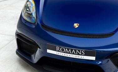 Porsche 718 Cayman GT4 20