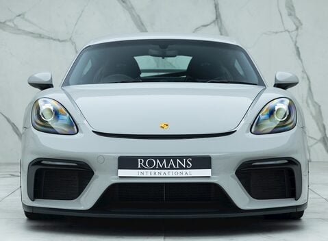 Porsche 718 Cayman GT4 4