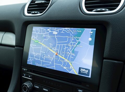 Porsche 718 Cayman GT4 19