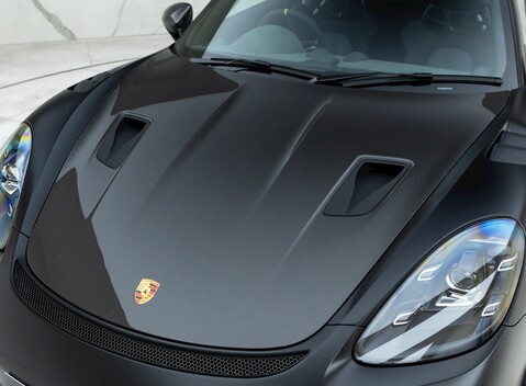 Porsche Cayman GT4 RS (718) 27