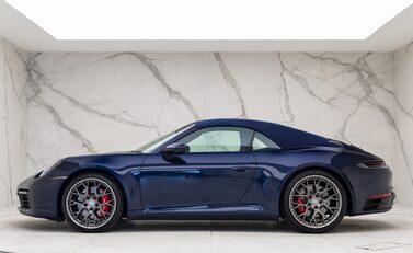 Porsche 911 (992) Carrera 4S Cabriolet 3