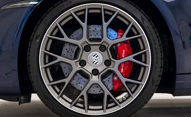 Porsche 911 (992) Carrera 4S Cabriolet 11