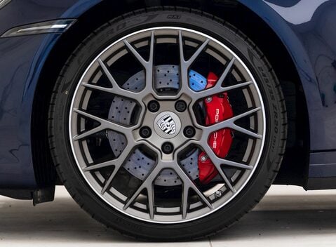 Porsche 911 (992) Carrera 4S Cabriolet 11