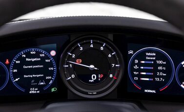 Porsche 911 (992) Carrera 4S Cabriolet 17