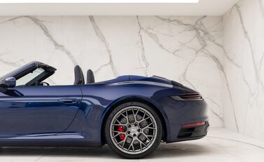 Porsche 911 (992) Carrera 4S Cabriolet 26