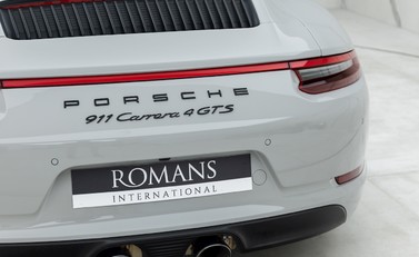 Porsche 911 (991.2) Carrera 4 GTS 23