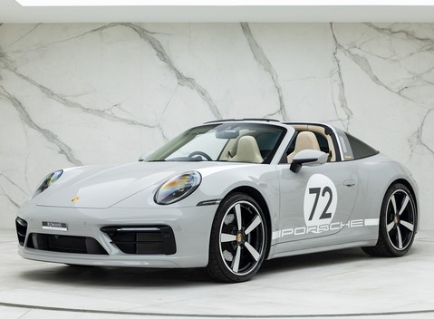 Porsche 911 (992) Targa 4S Heritage Design Edition 7