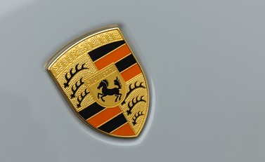 Porsche 911 (992) Targa 4S Heritage Design Edition 27