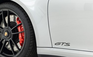 Porsche 911 (992) Carrera GTS 24