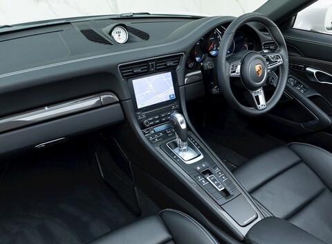 Porsche 911 (991.2) Turbo Cabriolet 17