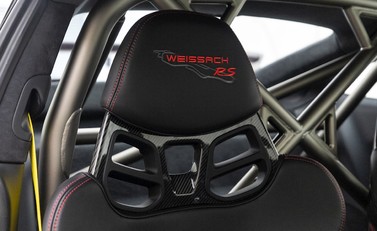Porsche 911 (991.2) GT2 RS Weissach 11