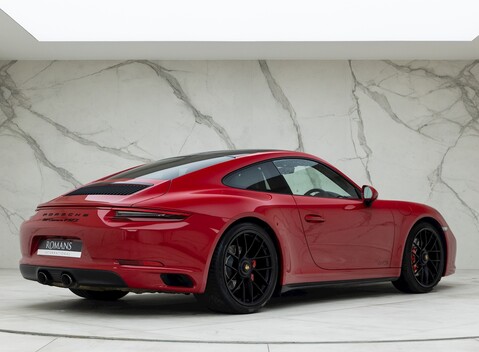 Porsche 911 (991.2) Carrera 4 GTS 7