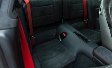 Porsche 911 (991.2) Carrera 4 GTS 13