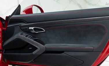 Porsche 911 (991.2) Carrera 4 GTS 20