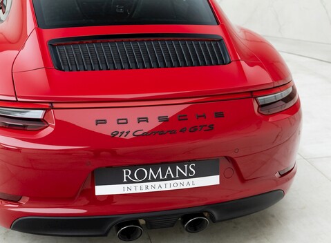 Porsche 911 (991.2) Carrera 4 GTS 23