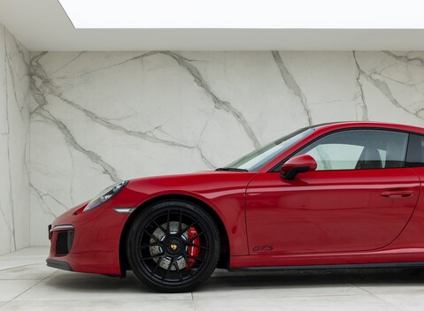 Porsche 911 (991.2) Carrera 4 GTS 24