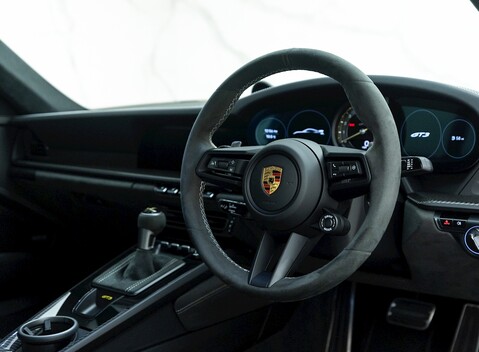 Porsche 911 (992) GT3 9