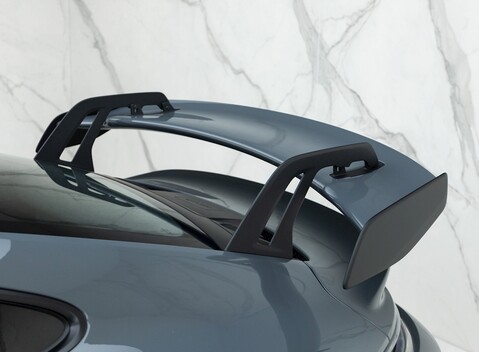Porsche 911 (992) GT3 24