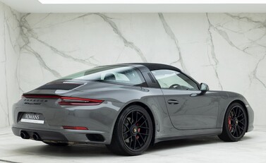 Porsche 911 (991.2) Targa 4 GTS 9