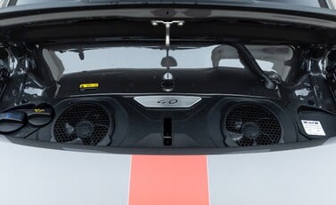 Porsche 911 (992) GT3 Touring 27
