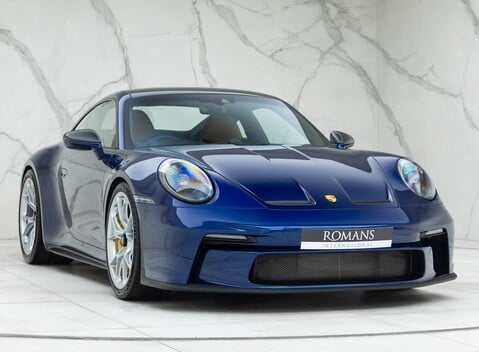 Porsche 911 (992) GT3 Touring 1