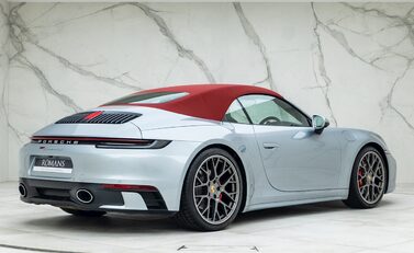 Porsche 911 (992) Carrera 4S Cabriolet 9