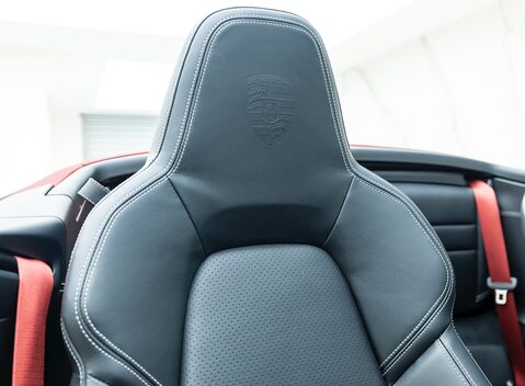 Porsche 911 (992) Carrera 4S Cabriolet 14