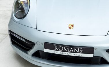 Porsche 911 (992) Carrera 4S Cabriolet 24