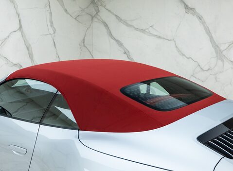 Porsche 911 (992) Carrera 4S Cabriolet 26
