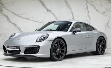 Porsche 911 (991.2) Carrera T 6