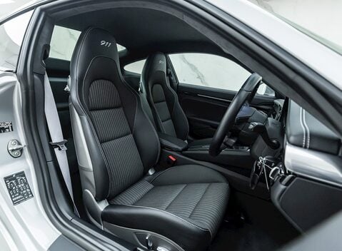 Porsche 911 (991.2) Carrera T 10