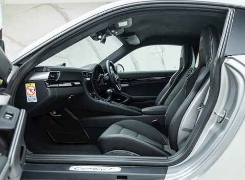 Porsche 911 (991.2) Carrera T 12