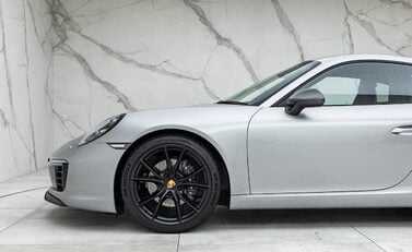 Porsche 911 (991.2) Carrera T 21