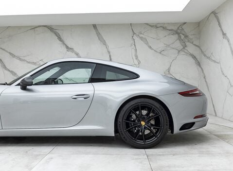 Porsche 911 (991.2) Carrera T 22