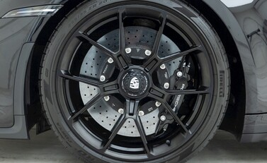 Porsche 911 (992) GT3 Touring 8