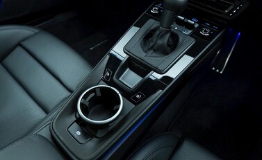 Porsche 911 (992) GT3 Touring 17
