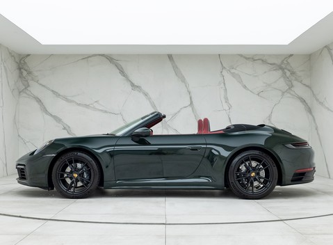 Porsche 911 (992) Carrera Cabriolet 2