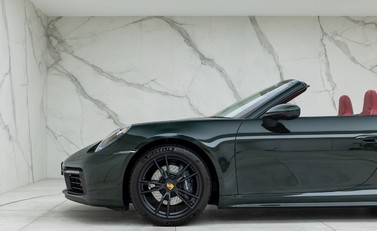 Porsche 911 (992) Carrera Cabriolet 24