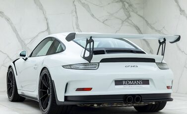 Porsche 911 (991) GT3 RS 3