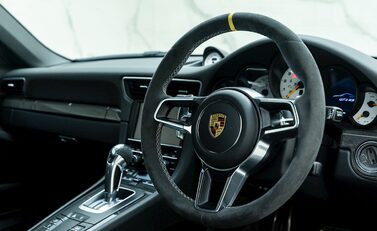 Porsche 911 (991) GT3 RS 9