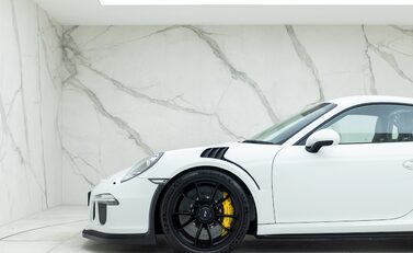 Porsche 911 (991) GT3 RS 24