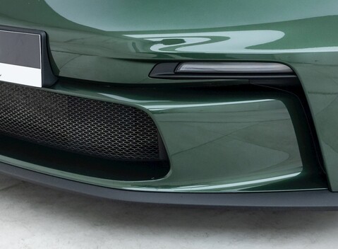 Porsche 911 (992) GT3 Touring 23