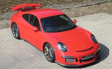 Porsche 911 (991) GT3 8