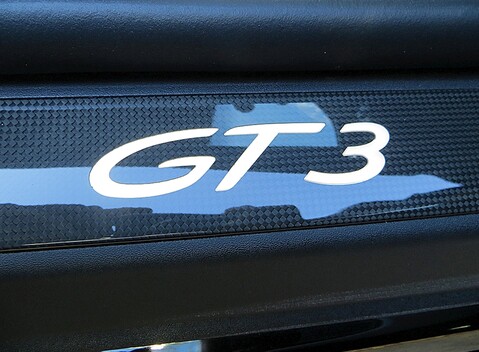 Porsche 911 (997) GT3 RS 8