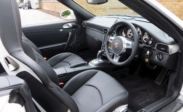 Porsche 911 (997) Turbo Cabriolet 13